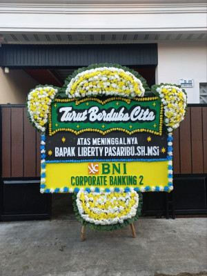 Papan Bunga Duka di Bakarangan