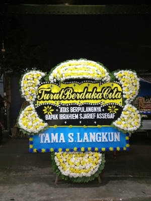 Papan Bunga Duka di Bakarangan